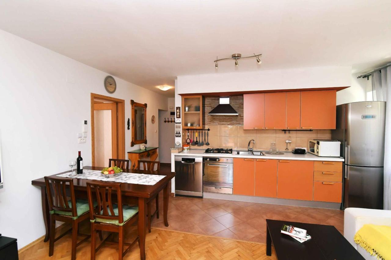 Apartment Leon Opatija Buitenkant foto