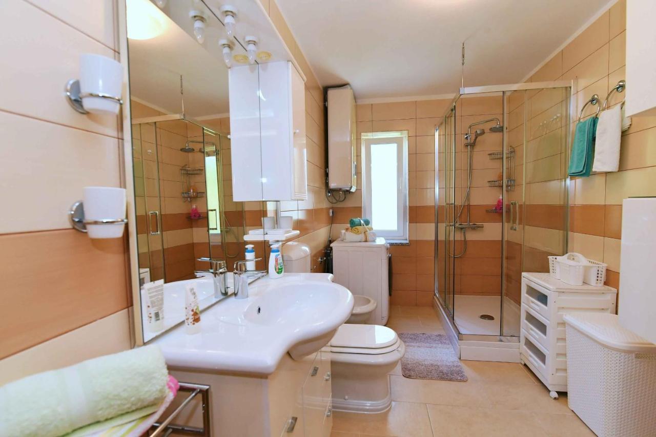 Apartment Leon Opatija Buitenkant foto