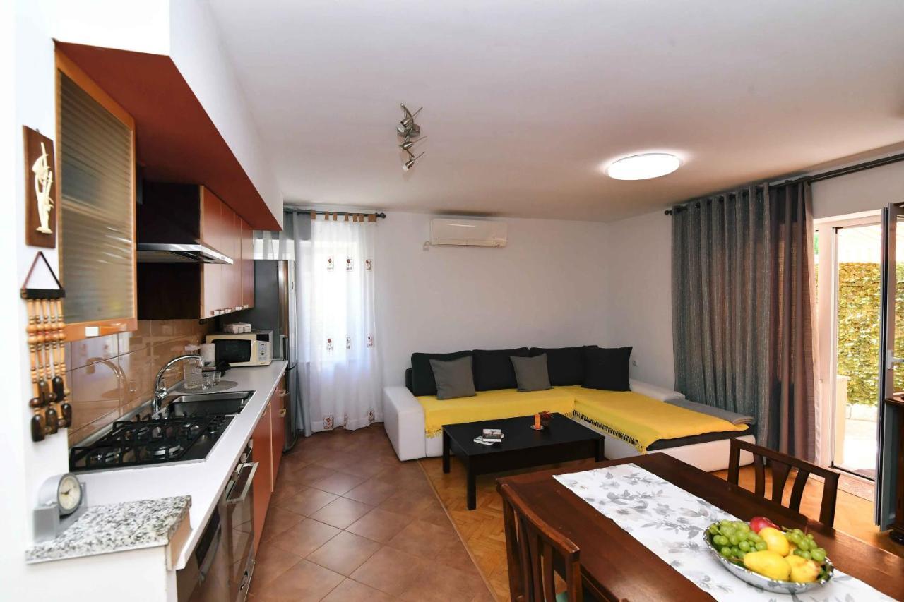 Apartment Leon Opatija Buitenkant foto